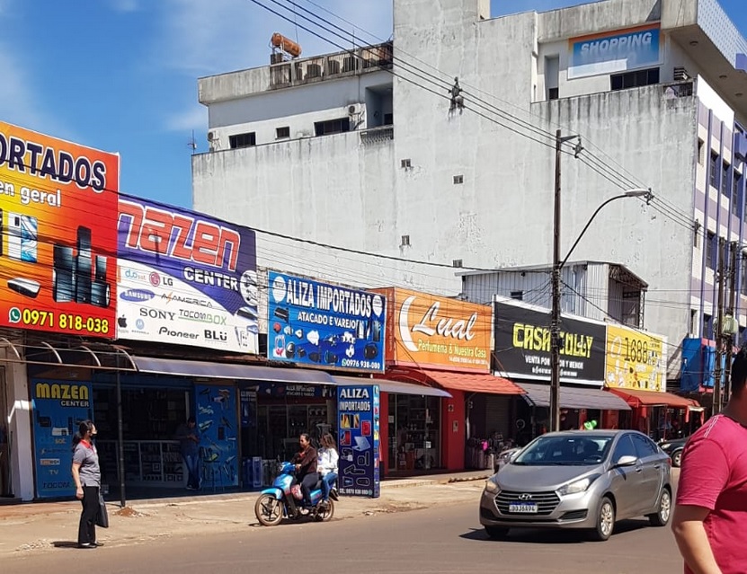 No se registra aun el movimiento comercial acostumbrado en esta época del año