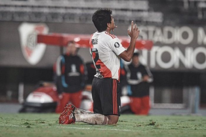 Rojas aporta un gol en la paliza 8-0 de River