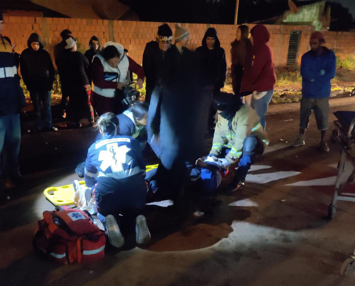 Choque de motocicletas dejó a un menor lesionado, el otro conductor huyó a pie