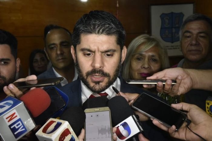 Nuevo intendente ignoró completamente hablar de transparencia