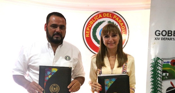 Huir a tiempo....Tigre Ramírez y Carla Bacigalupo renuncian a candidaturas al Senado