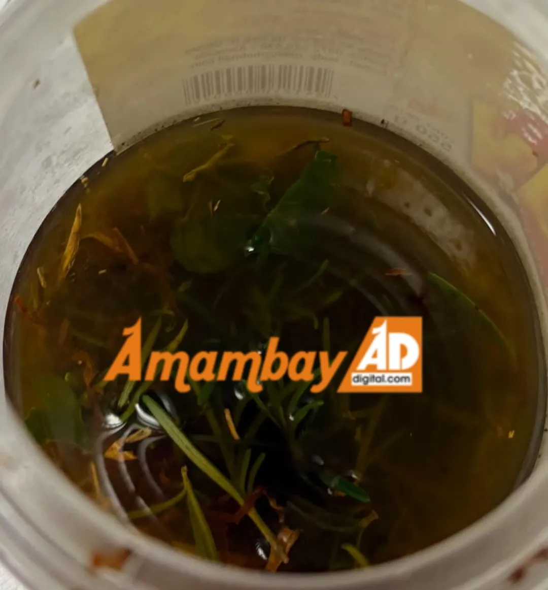 Bebé intoxicado con mezcla de hierbas y alcohol