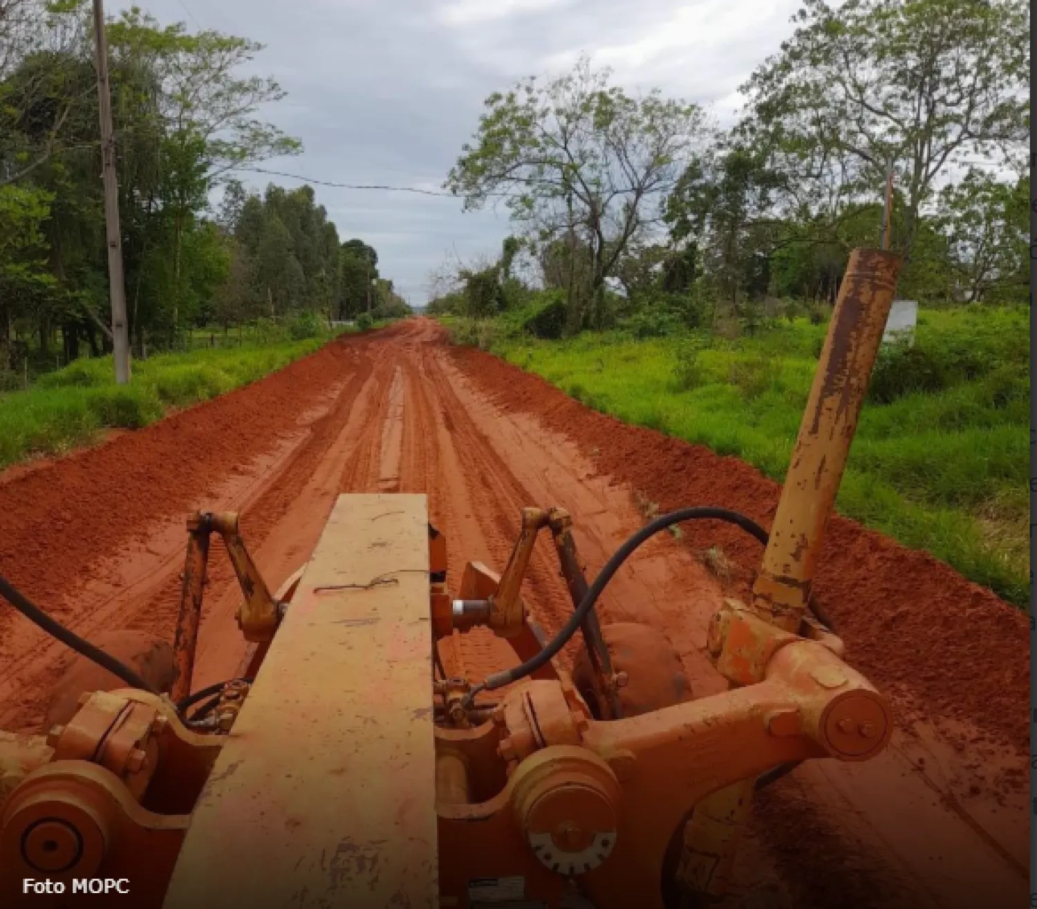 Familias de Amambay se benefician con mejoras en caminos y acceso a agua potable