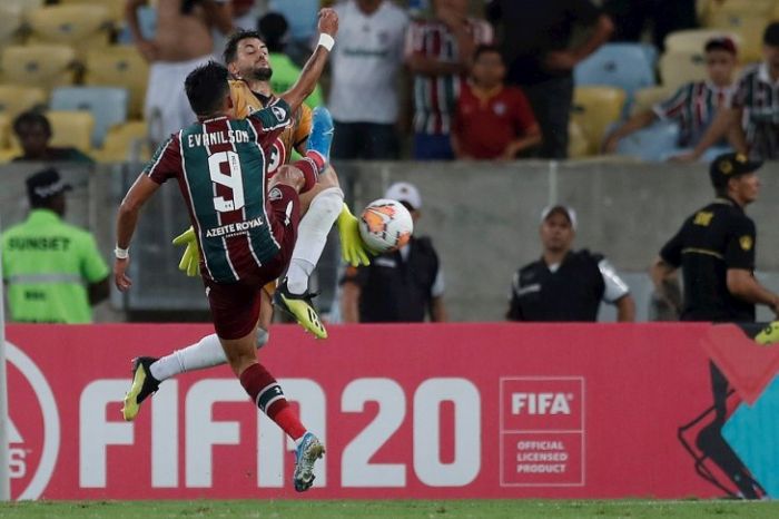 Castellani daña la fiesta de Fluminense y deja a La Calera con tenue ventaja