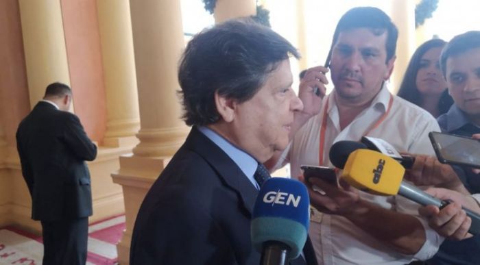 "Fuga" de reos responde a guardiacárceles sin formación y venidos de la marginalidad, según Acevedo