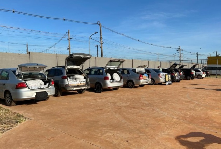 Policía Civil incauta 10 coches cargados con productos de contrabando