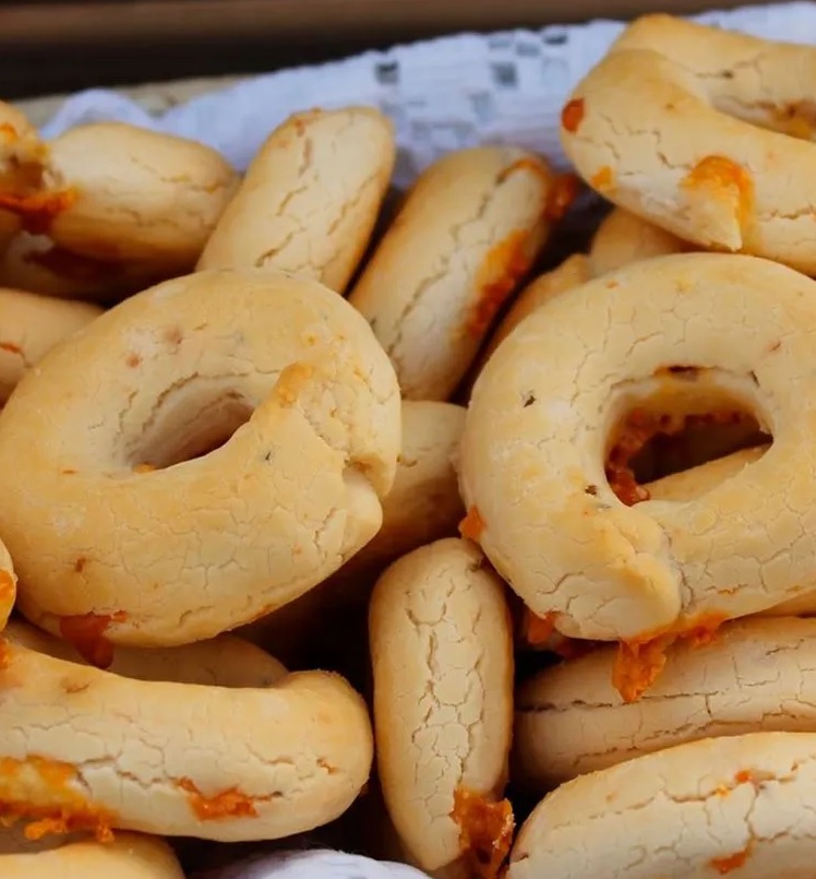 Miércoles Santo, chipá apó ara