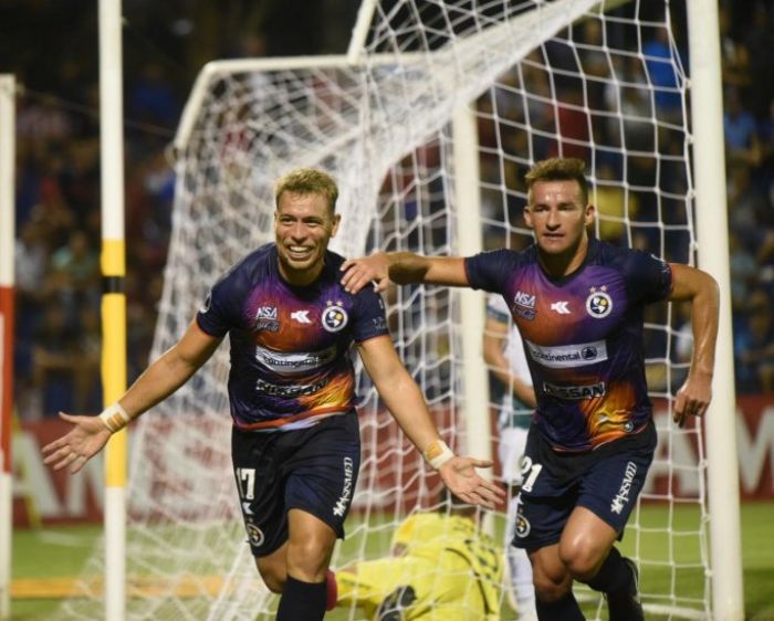 Sol de América vence a Goiás y da un paso importante