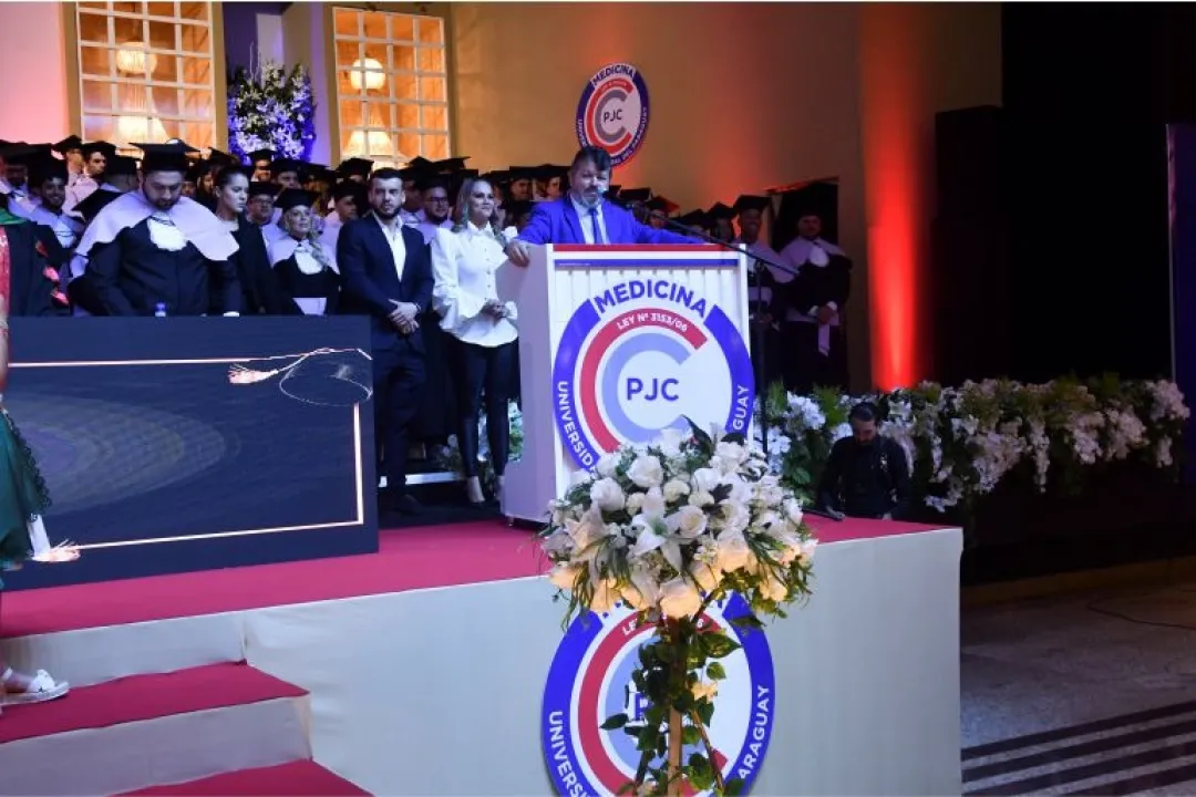 La Universidad Central del Paraguay alcanza el segundo lugar en graduados en la carrera de medicina en América Latina
