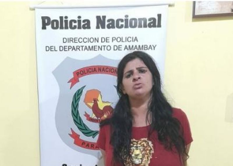 Brasileña detenida por hurtar dinero en efectivo de un local comercial