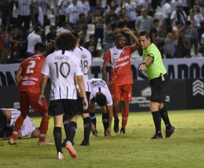 Elizondo designa a dos árbitros para un plan de recuperación
