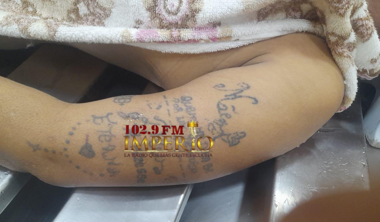 Hallan muerta a una mujer aparentemente electrocutada
