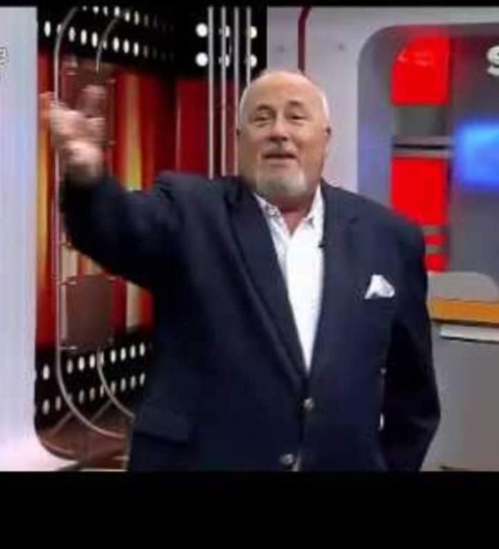 #ltimoMomento #Luto Fallece el periodista deportivo Javier Sosa BrigantiEl reconocido periodista estaba internado por COVID-19.