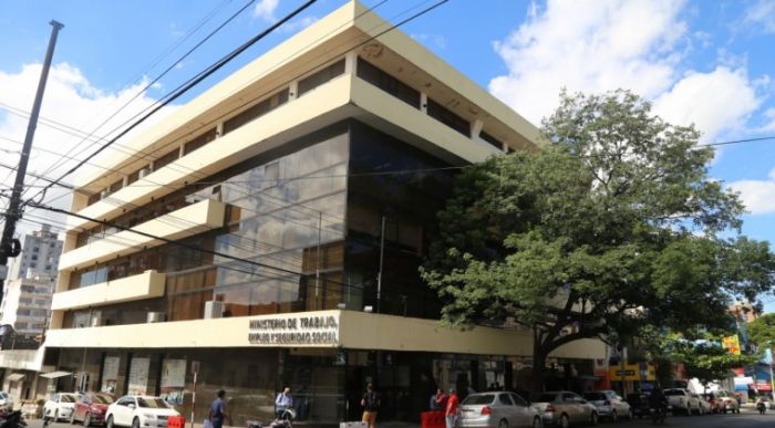Fase 1: suman 1.370 los formales que volvieron al trabajo