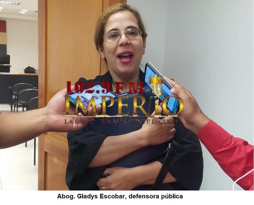 Rechazada por su defendido, defensora pública consigue absolución del mismo