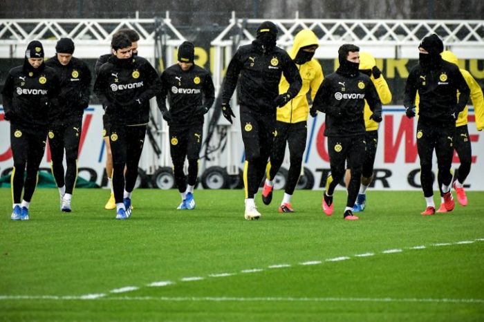 El "muro amarillo" para detener la máquina parisiense