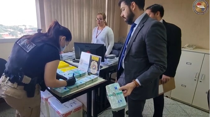 SENAD incauta un cargamento de droga que iba como encomienda a Salto del Guairá