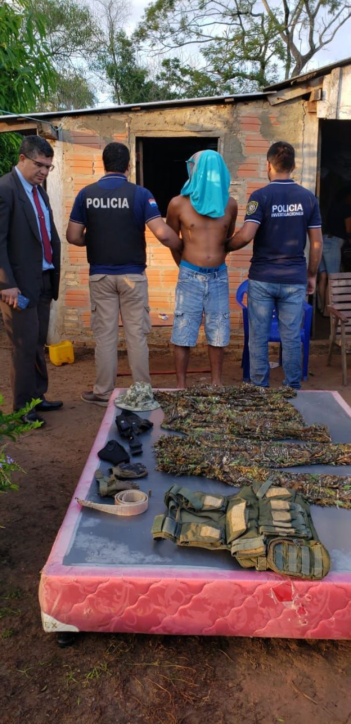 Horqueta: Detienen a prófugo con uniformes tácticos