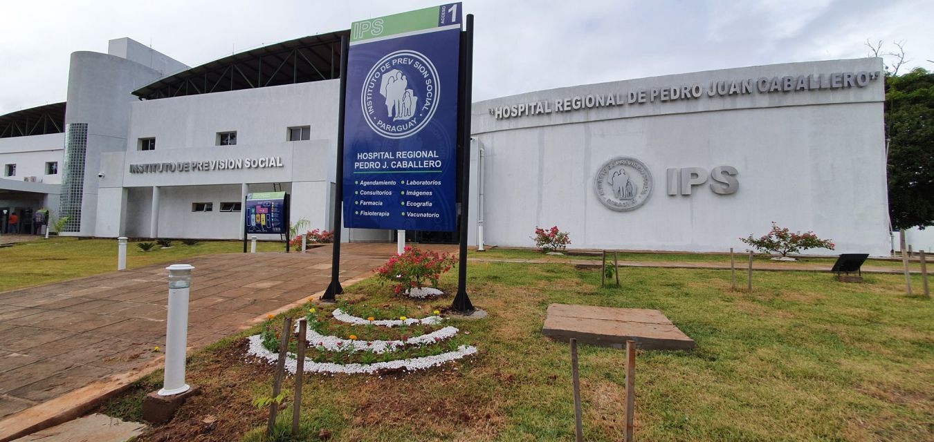 Limpiadoras de IPS anuncian huelga por falta de pago