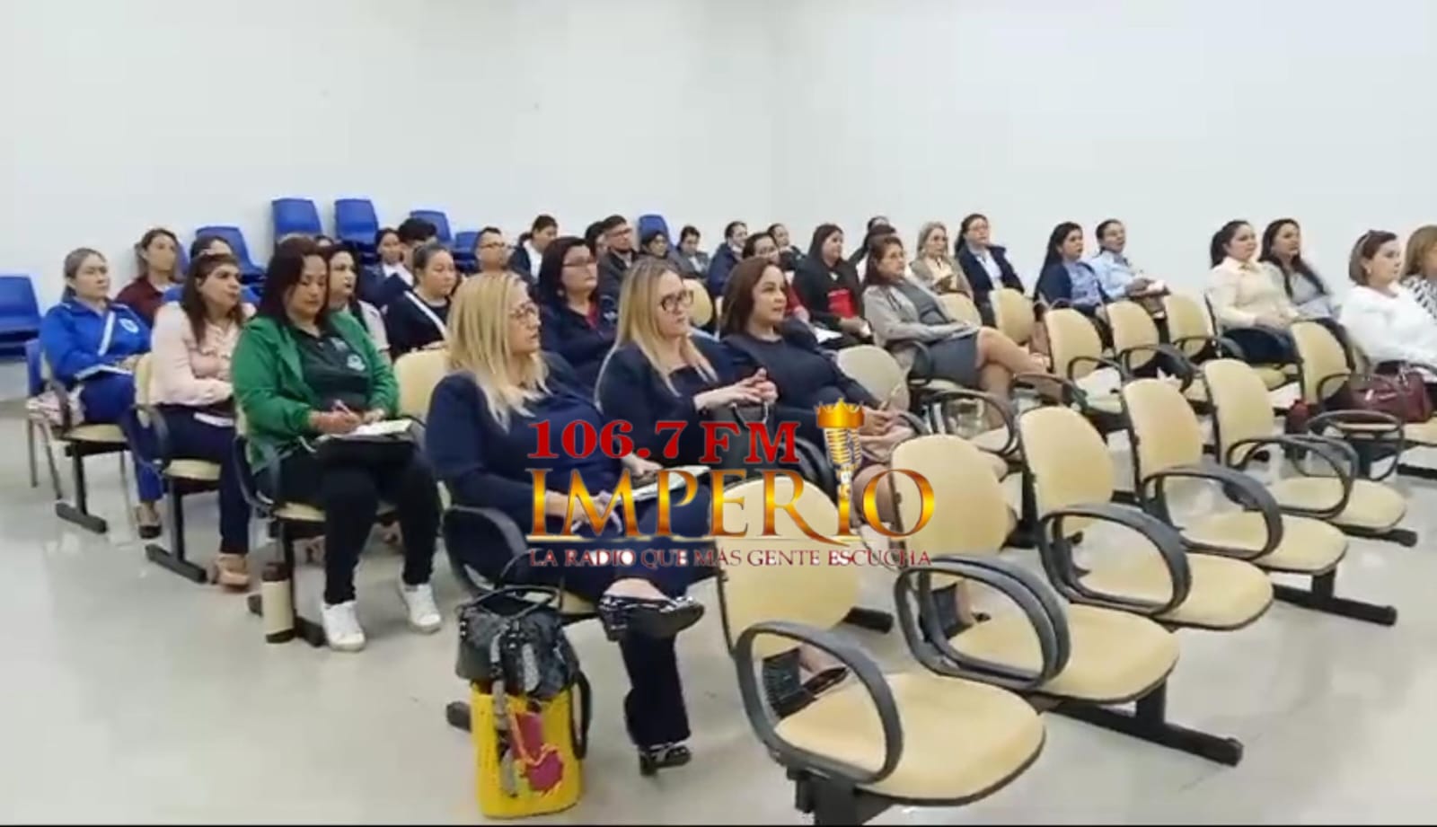Docentes participan de charlas sobre el proyecto educativo Nutrileche del MEC