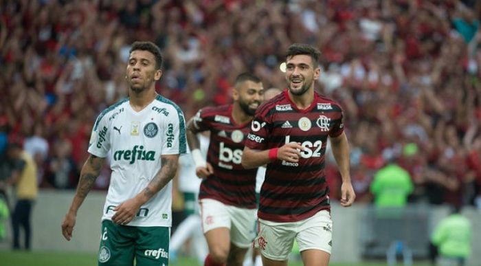 Un Flamengo imparable vence a Palmeiras con tantos de ´Gabigol` y Arrascaeta