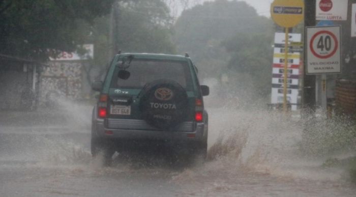 Anuncian calor extremo, lluvias y tormentas