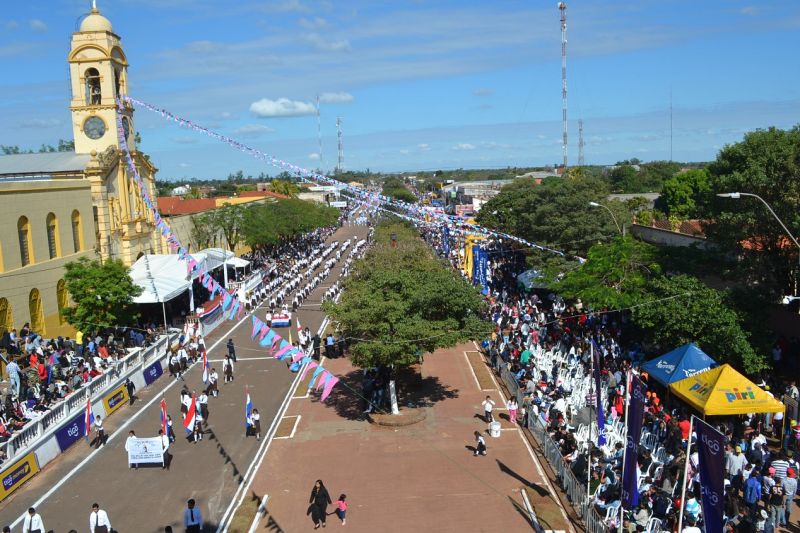 Con su tradicional desfile cívico – militar Concepción celebra el 249º aniversario de su fundación
