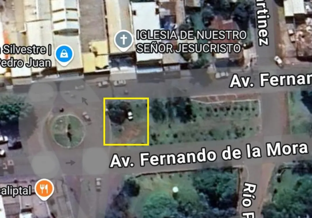 Pastor protestante impide que se planten árboles en paseo central