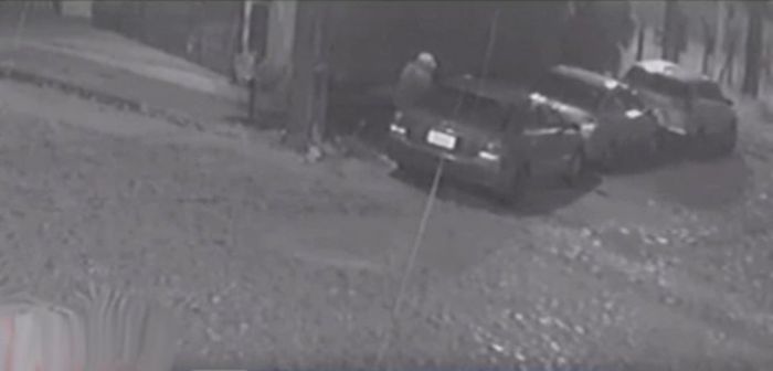 Roban un vehículo en 30 segundos