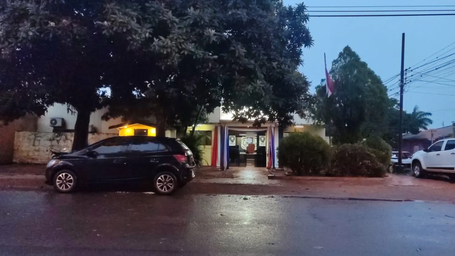 Ebrio al volante embiste patrullera policial y termina detenido tras persecución