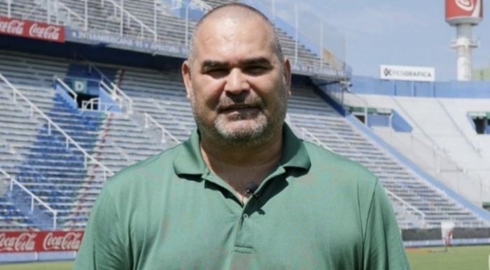 Convocan a Chilavert tras querella de Domínguez por calumnia