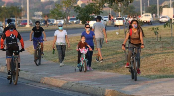 Día muy caluroso en la víspera de un frente frío