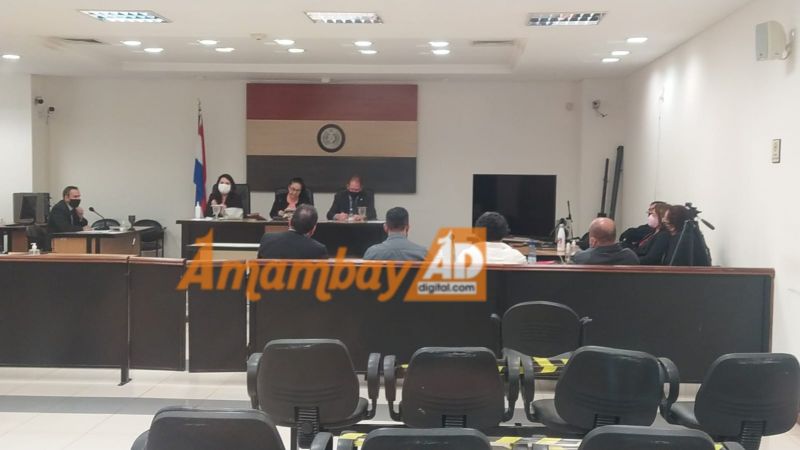 Penas de 5, 3 y 2 años para ex Gobernador interino y dos funcionarios de "confianza"