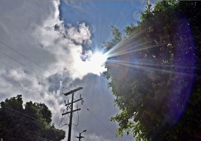 Martes muy caluroso y con ocasionales tormentas eléctricas