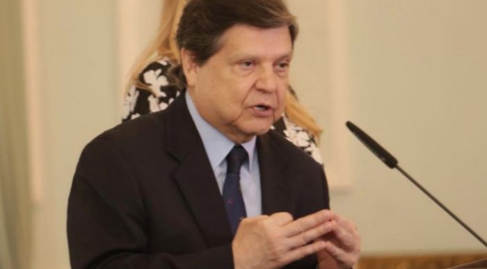 Controles más estrictos desde hoy: "A los inadaptados se les garrotea", advierte Acevedo