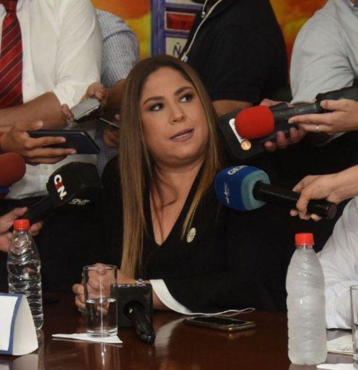Fiscalía imputa a Patricia Samudio, ex titular de Petropar