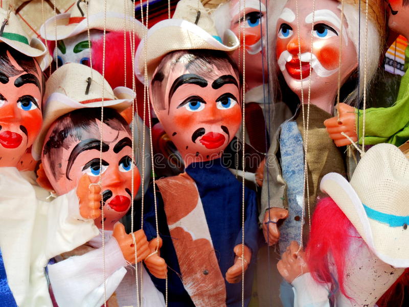 ¿Soberanos o marionetas?