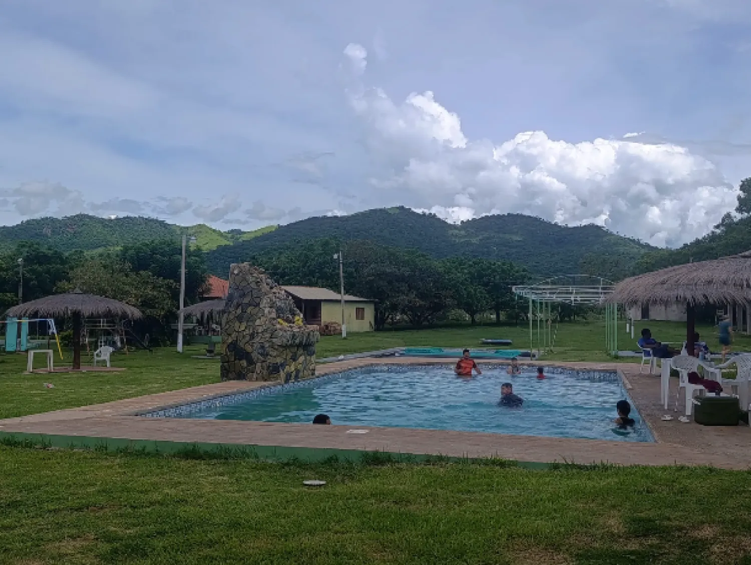 Complejo Recreativo “San Gerardo”: Un oasis natural para disfrutar del verano en la Cordillera de Amambay