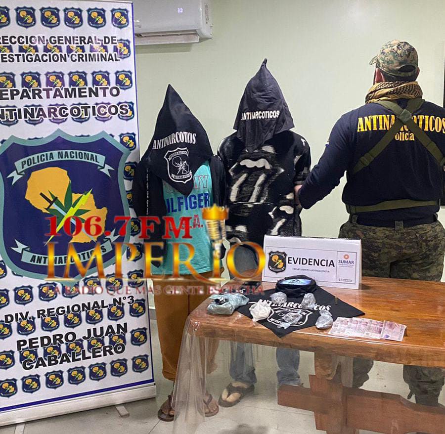 Antinarcóticos detiene a dos microtraficantes en el barrio General Genes