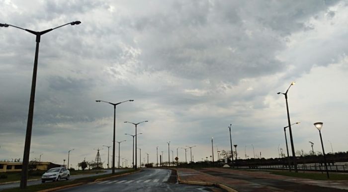 Lluvias leves y temperaturas altas para este jueves