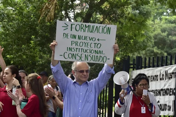 Polémica aprobación rápida de Ley de Superintendencia de Jubilaciones