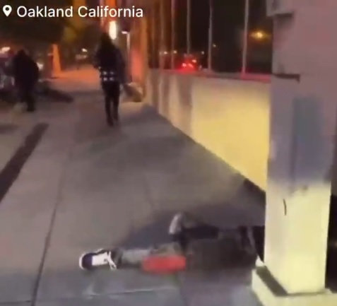 La celebración del Día de la Emancipación en Oakland terminó en un tiroteo masivo que dejó varios heridos