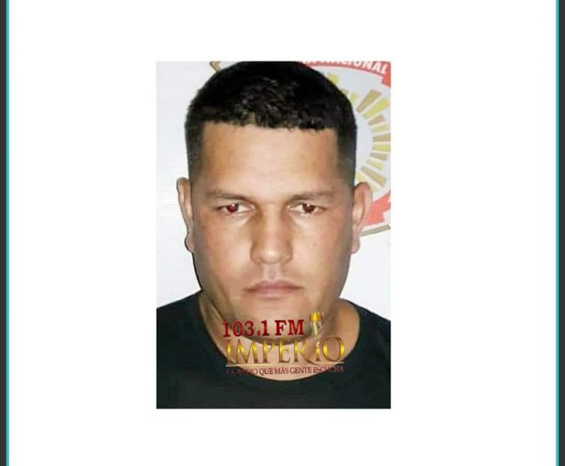 Decretan prisión de policía investigado por dar apoyo logístico a sicario.