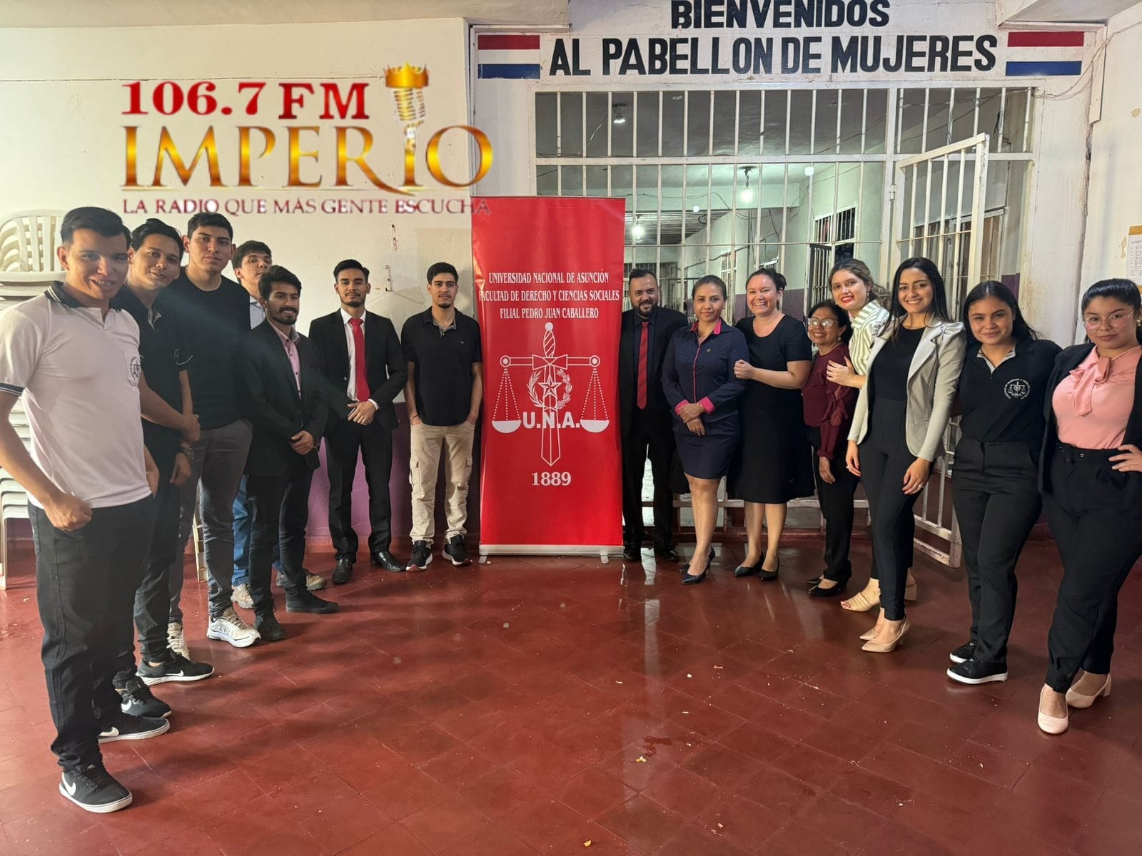 Estudiantes de Derecho-UNA brindaron conferencia sobre DDHH en cárcel de mujeres
