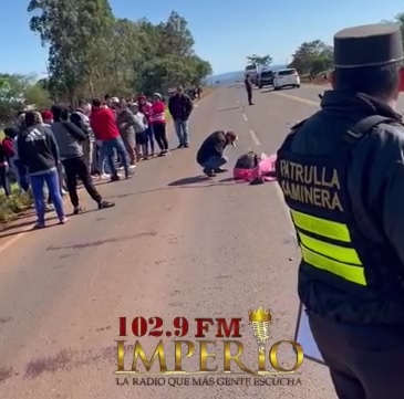 Docente fallece al ser embestida por un ómnibus