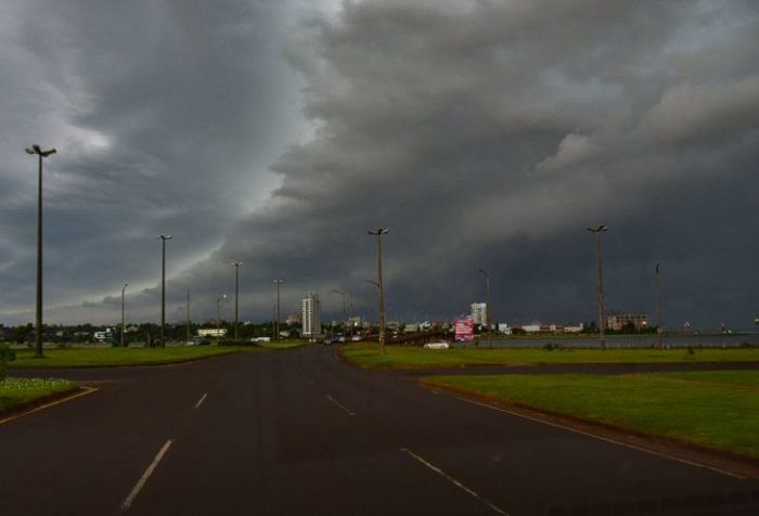 Lluvias y marcado descenso de la temperatura para este jueves