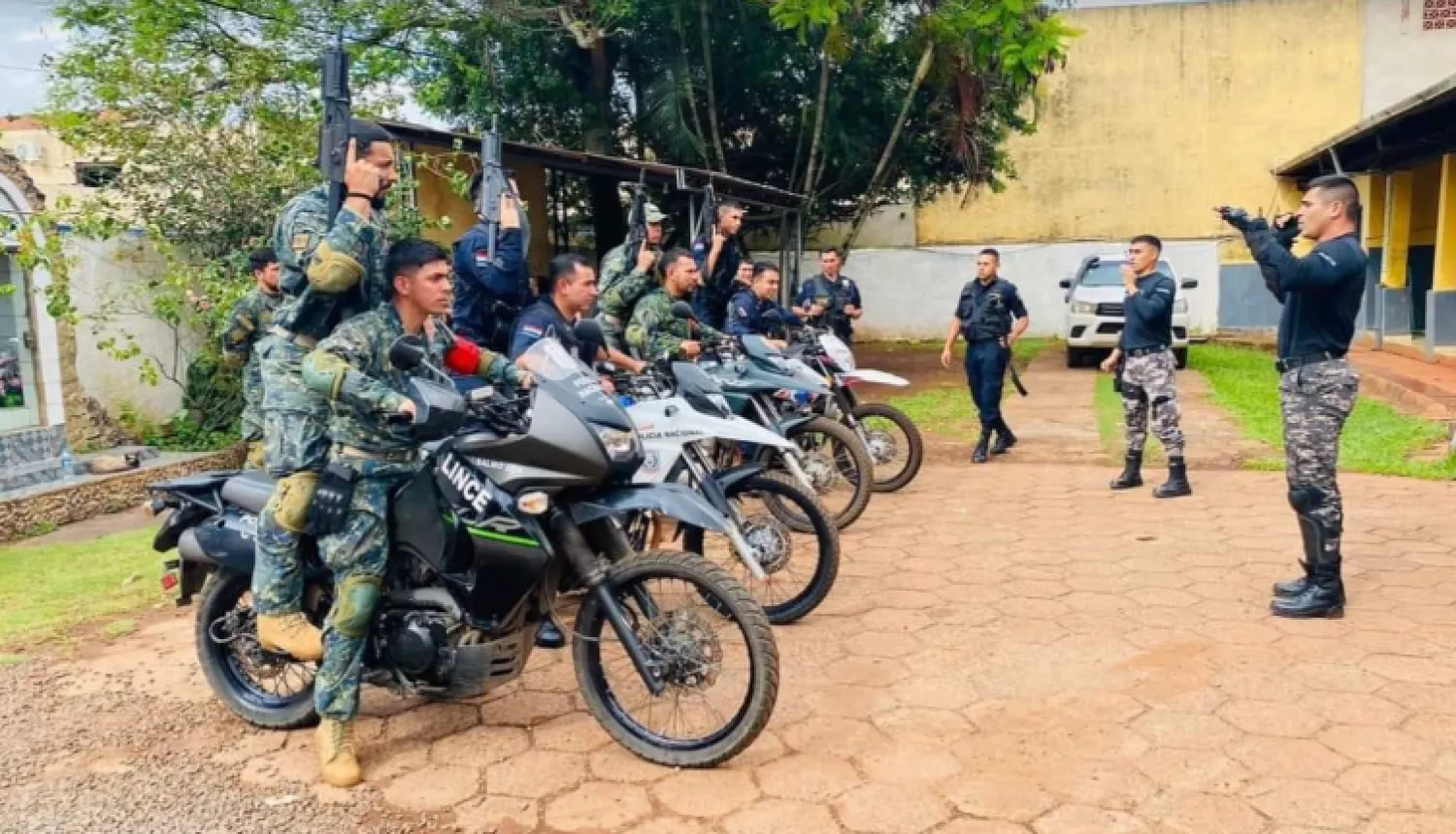 Dos jóvenes detenidos con cocaína y una motocicleta irregular