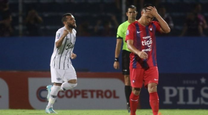 Libertad somete a Cerro y posterga la coronación de Olimpia