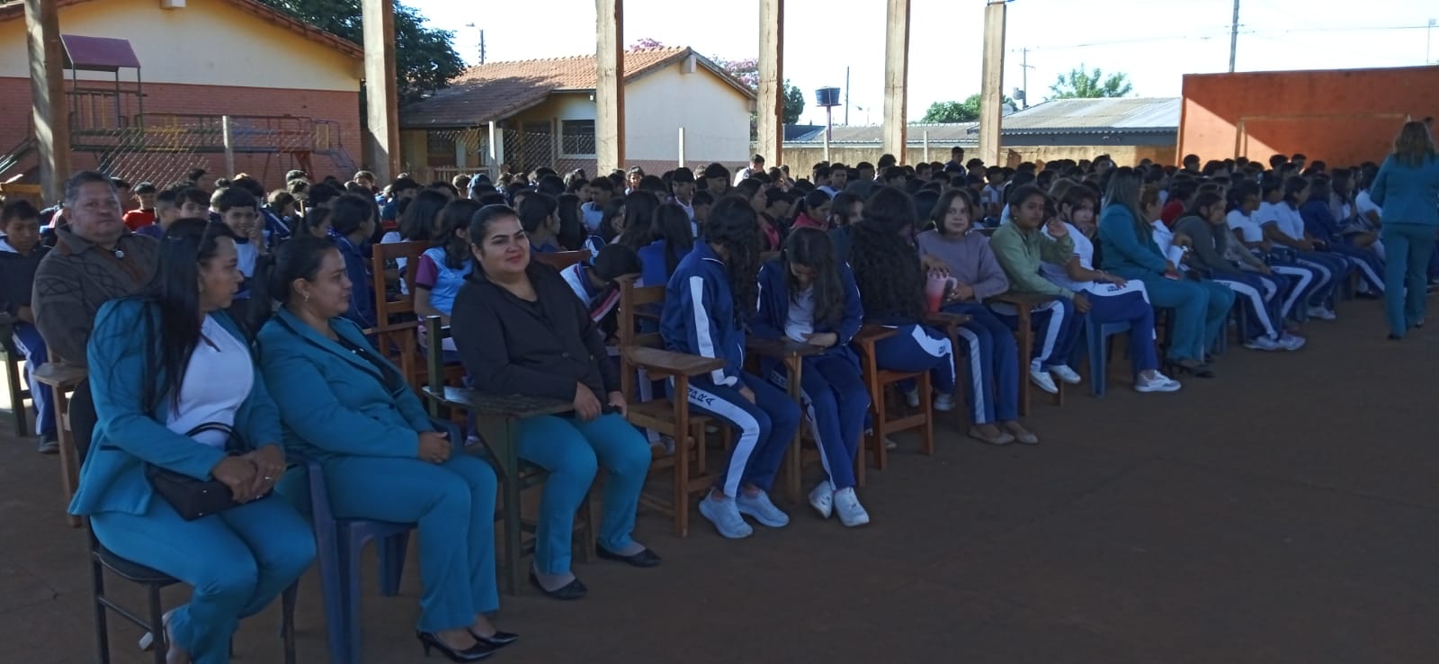 Primer aniversario del Colegio Nacional "Rebeca Fortunata Alen"