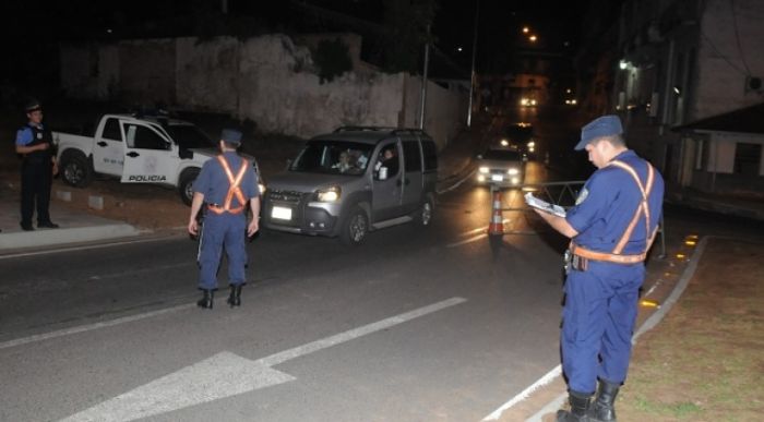 Policía salió a ´cazar`: en 24 hs aprehenden a 30 personas, detienen a 17, incautan 260 motos